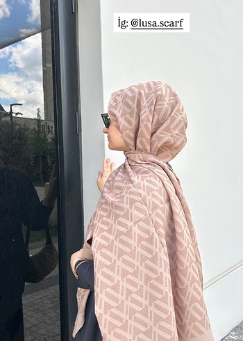Bej Drapeli Kadın Şal - Sokak Stili