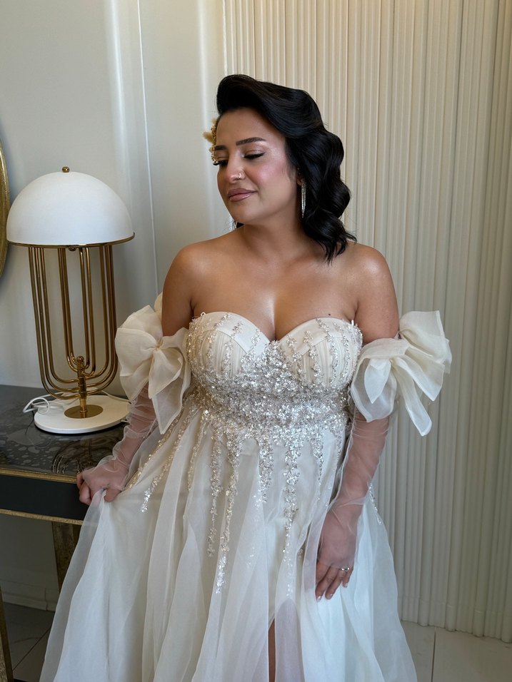 Modern Klasik Straplez Beyaz A-Line Gelinlik,nişan kıyafeti - Görsel 2