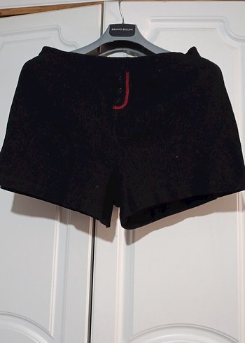 Siyah Kemerli Mini Şort - Görsel 3