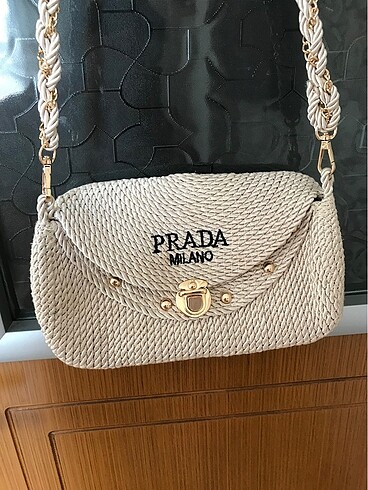 Prada Çanta
