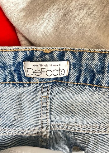 Gevşek Kesim Yırtık Mavi Jean - Görsel 3