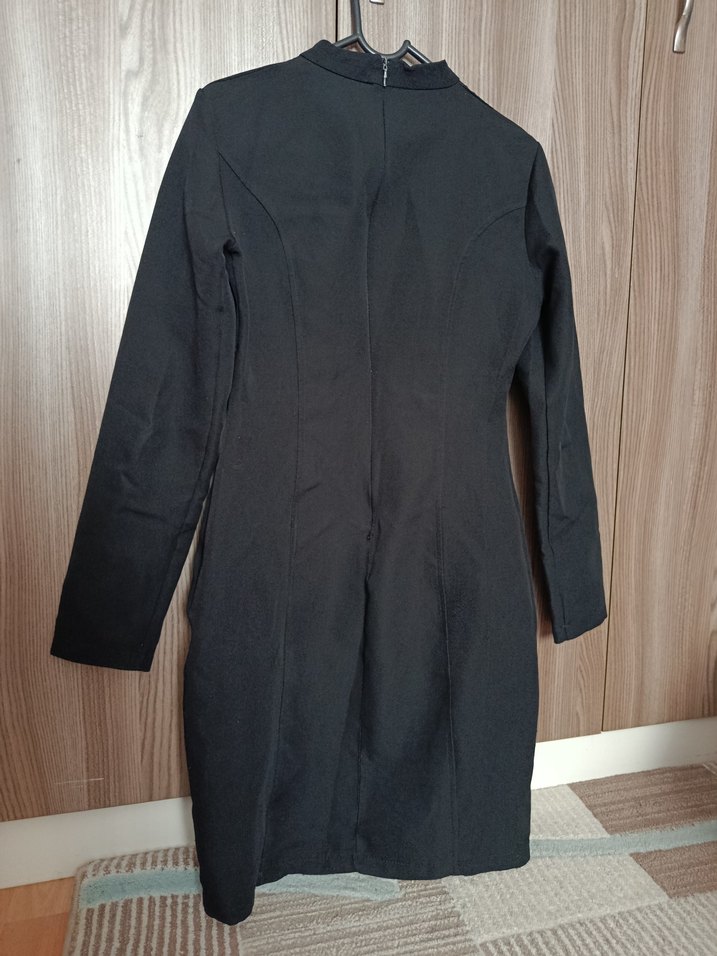 Siyah Yüksek Yakalı Elbise - Görsel 4