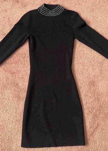 Bershka Taşlı Yaka ve Manşetli Siyah Fitilli Elbise - Görsel 2