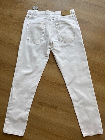 32 Beden Pull and bear erkek pantolon