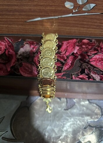 Accessorize Çeyrek altın görünümlü künye, bileklik