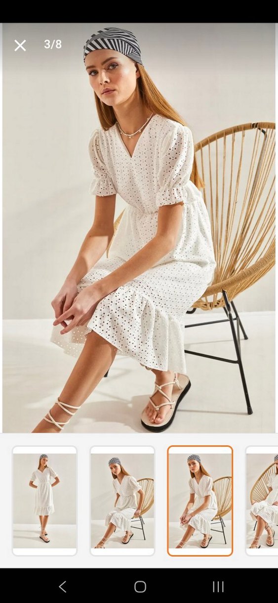 Beyaz Nakışlı V Yaka Mini Elbise - Görsel 2