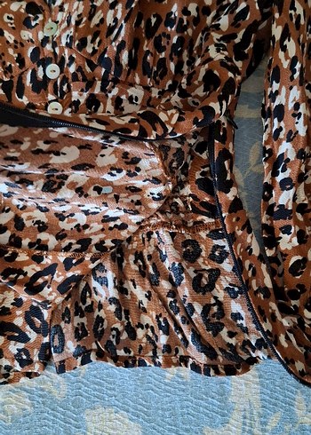 Stradivarius Kahverengi Leopar Desenli Kadın Bluz