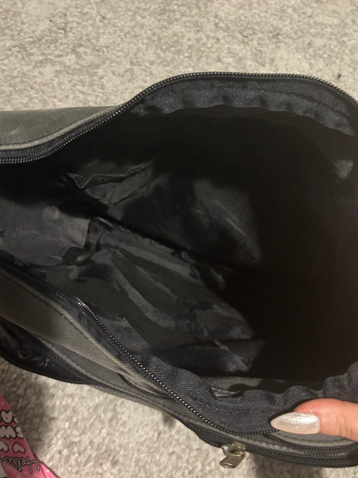 Gri Postacı Çantası - Görsel 3