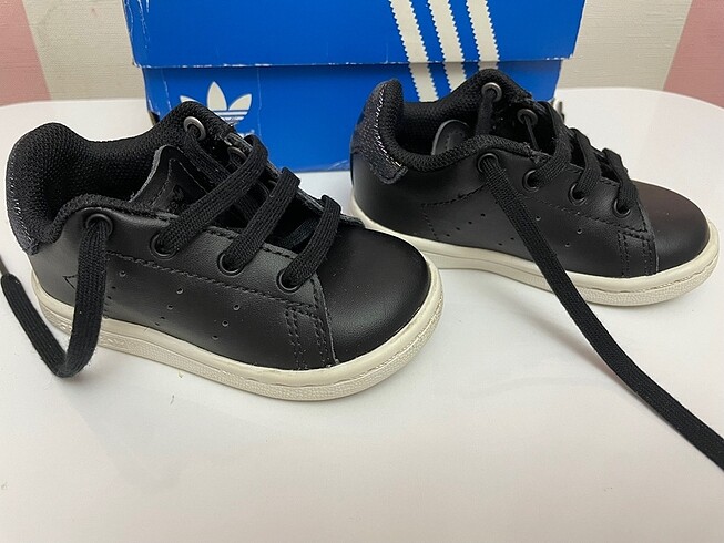Adidas Orjinal Adidas 20 numara spor ayakkabı