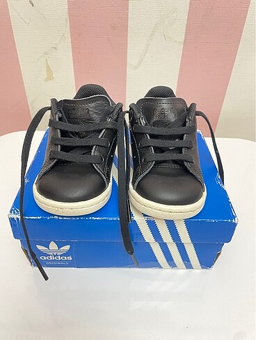 Orjinal Adidas 20 numara spor ayakkabı