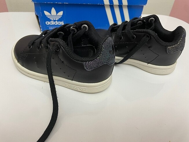 20 Beden siyah Renk Orjinal Adidas 20 numara spor ayakkabı