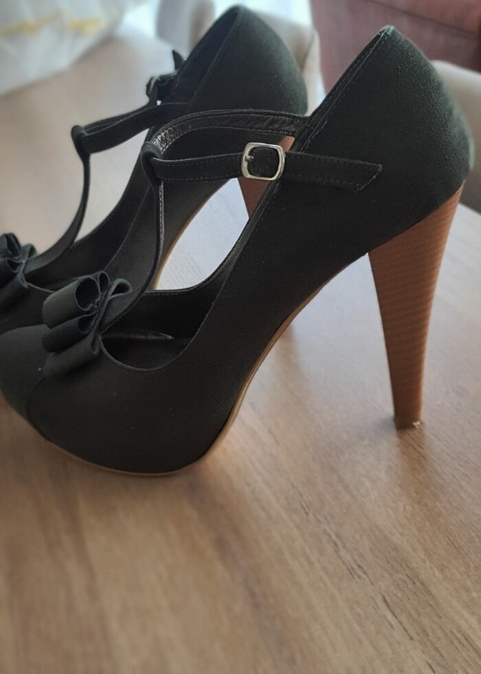 Haki yeşili süet topuklu ayakkabı - Görsel 2