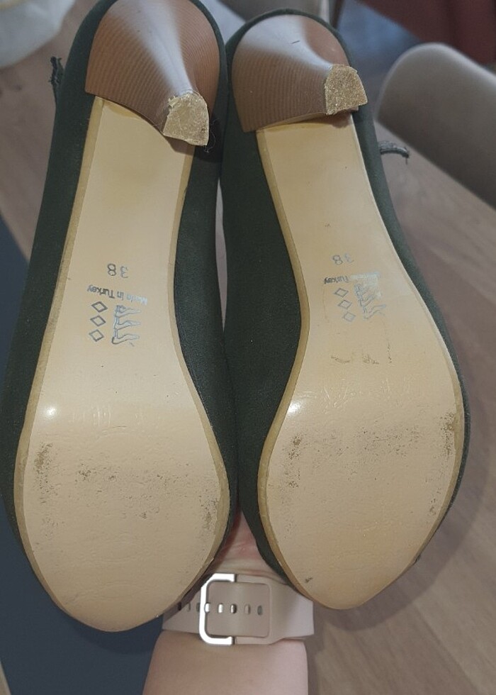 Haki yeşili süet topuklu ayakkabı - Görsel 3