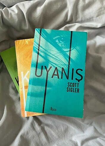 Uyanış Kaçış Kurtuluş Kitap serisi