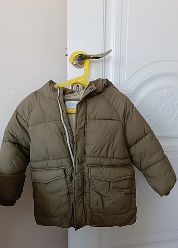 Zara 3 4 yaş mont 