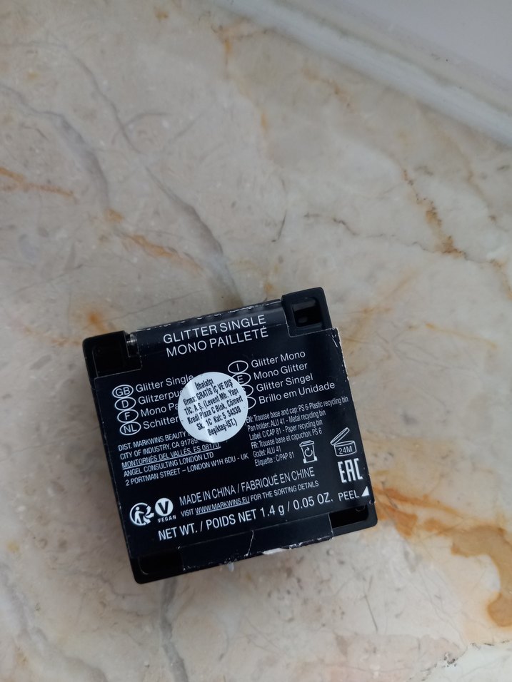 Wet n Wild Siyah Göz Farı E351C Bleached - Görsel 3