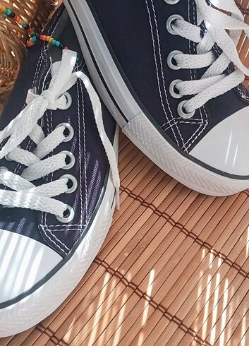 37 Beden Siyah Converse