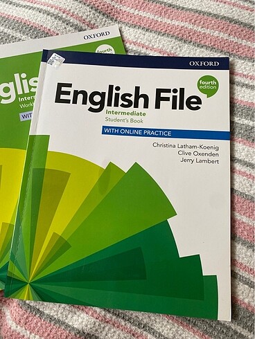  English File Intermediate