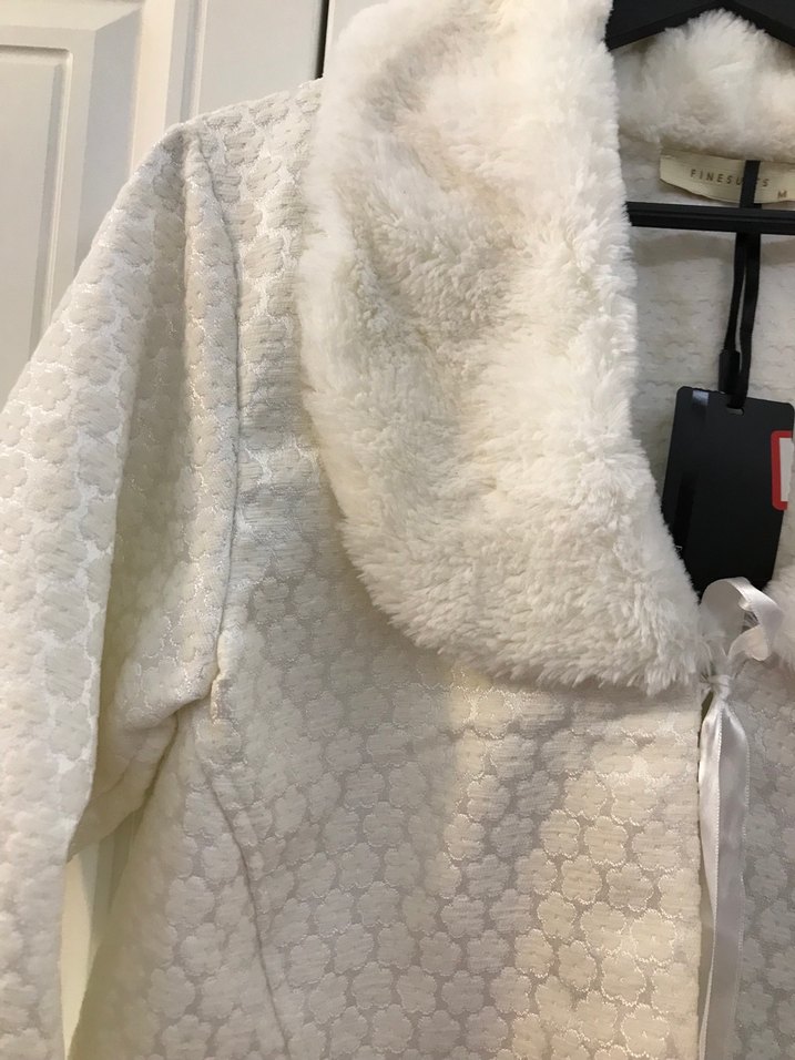 Kadın Beyaz Kürklü Midi sabahlık - Görsel 2