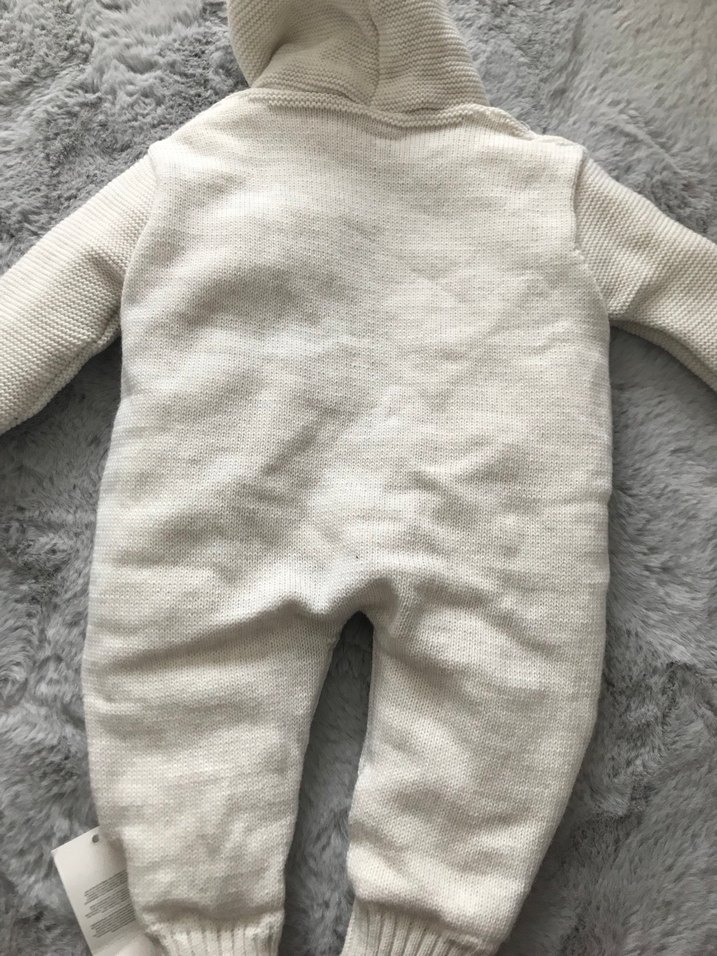 Kapüşonlu Beyaz Örgü Bebek Tulumu - Görsel 3