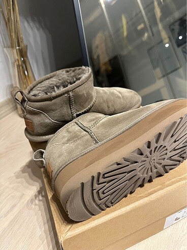 Ugg ultra mini