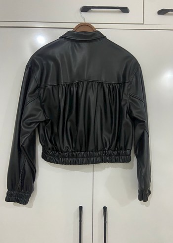 Kadın Siyah Mini Deri Ceket - Görsel 3
