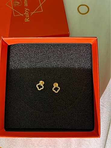 Diğer Leaf Fine Jewelry 18 Ayar Altın Pırlanta Küpe (Sertifikalı)