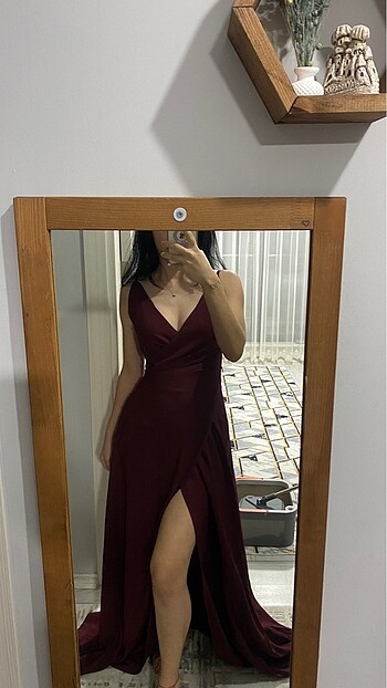 s Beden bordo Renk Yırtmaçlı abiye elbise