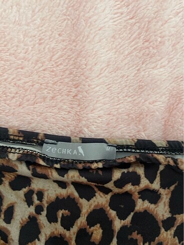Bershka straplez crop