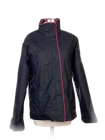 Decathlon Mont %70 İndirimli.