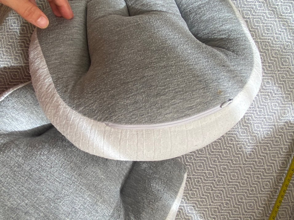 Gri Emzirme ve Hamile Yastığı - Görsel 4