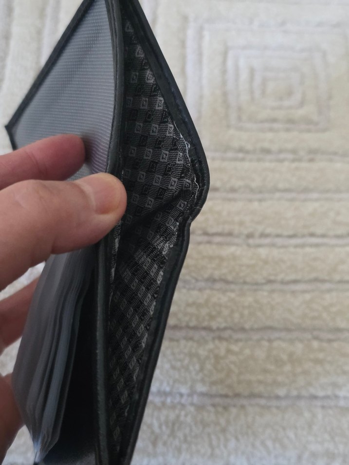 Gucci marks Parlak Siyah Erkek Cüzdan - Görsel 3