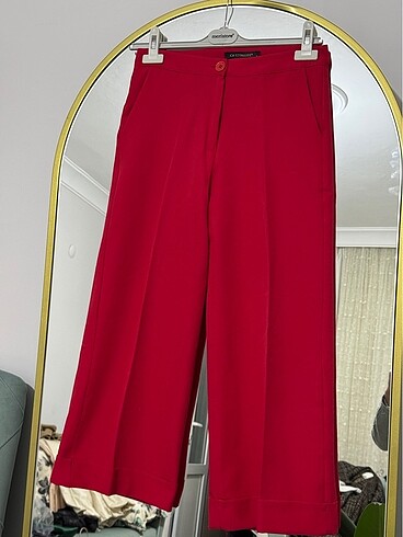 Kırmızı Bol Paça Pantolon