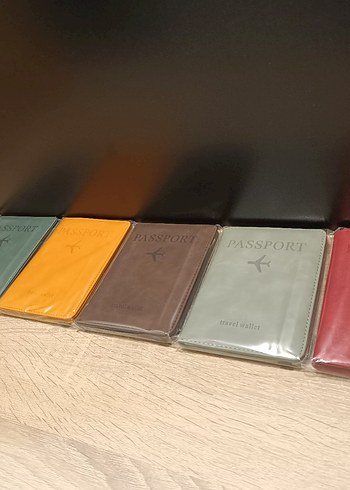 Kırmızı Deri Baskılı Seyahat Cüzdanı - Görsel 6