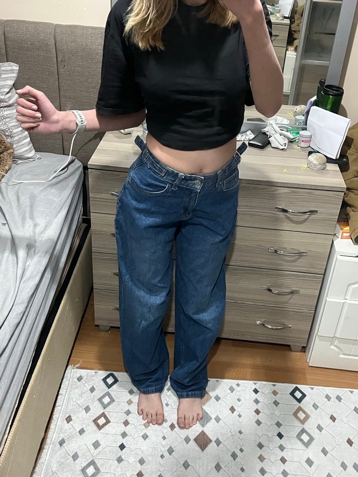 Mavi baggy kemer detaylı Kot Pantolon - Görsel 2