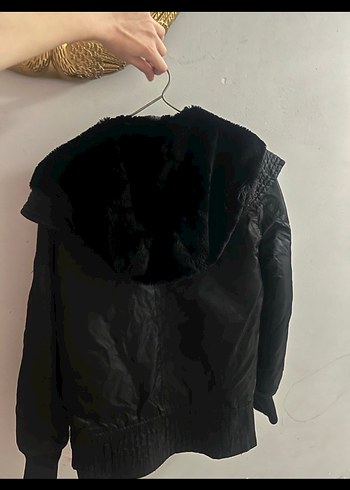 Mango Siyah, Kürklü, Günlük Kadın Mont - Görsel 5