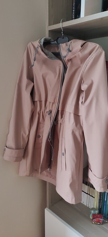LC Waikiki yağmurluk