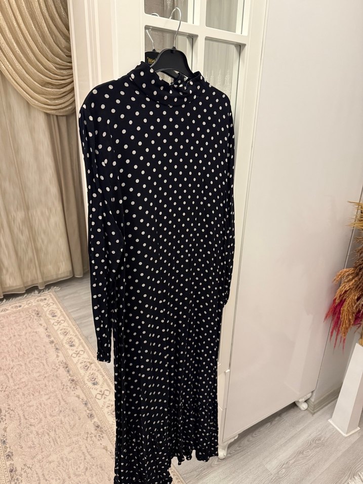 Uzun Kollu Siyah Puantiyeli Pilili Elbise - Görsel 2