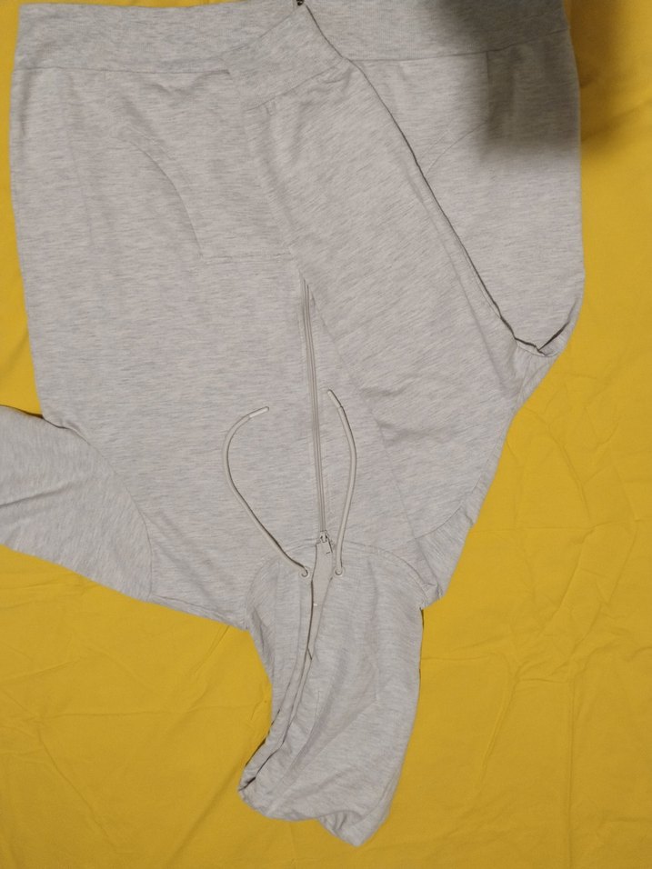 Gri Kapüşonlu Kadın Sweatshirt - Görsel 2