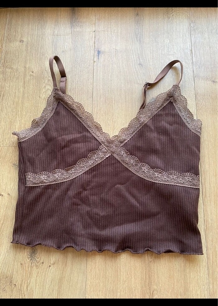 Hm askılı dantel detaylı bluz - Görsel 4