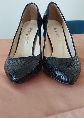 36 Beden siyah Renk Siyah Yılan Desenli Bağcıklı Stiletto