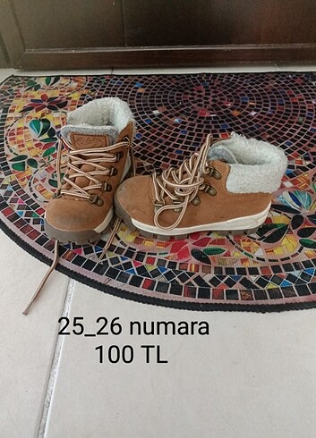 Erkek çocuk bot