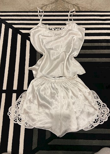 Saten pijama takımı