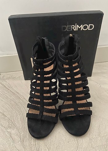 37 Beden Derimod Siyah Süet Stiletto Topuklu Kadın Ayakkabı