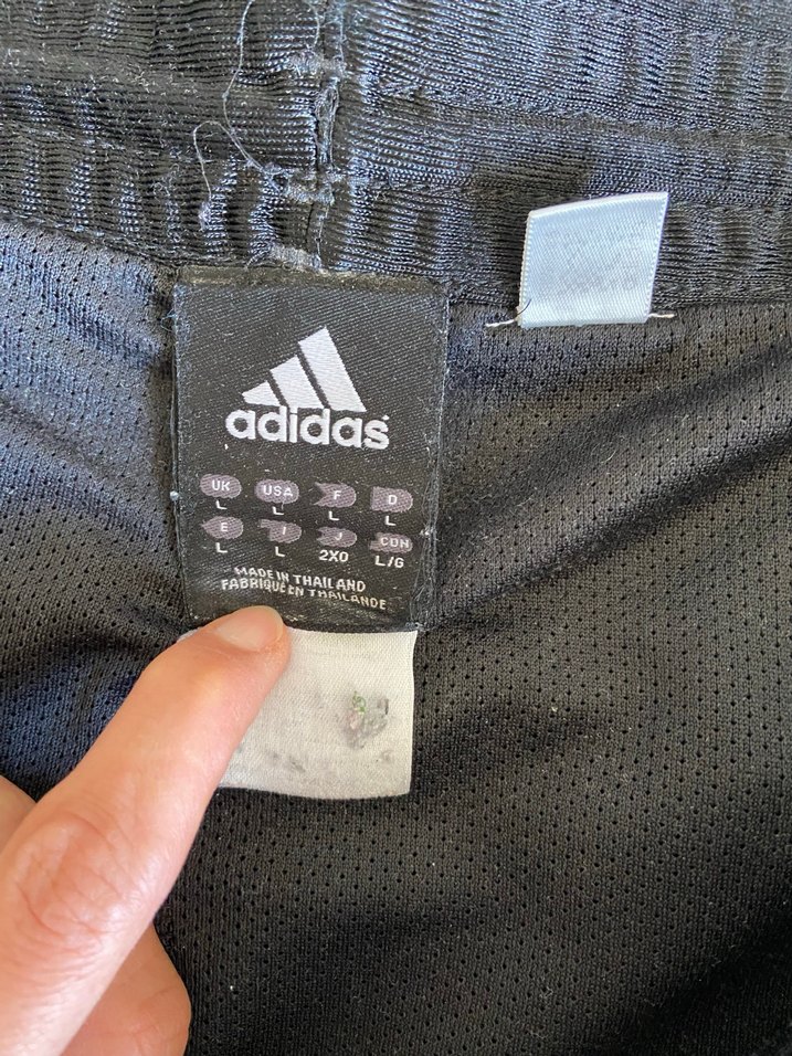 Siyah Adidas Elastik Bel Spor Şort - Görsel 4