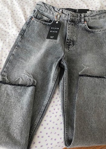 Düğmeli Gri Kadın Kot Pantolon - Rahat Kesim