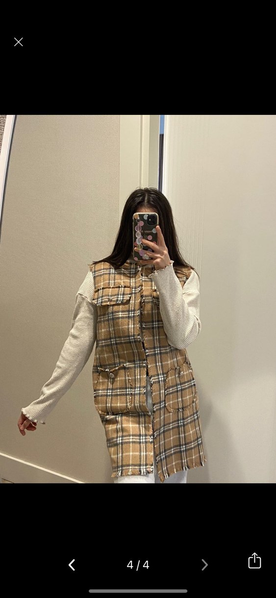 Bej Ekose Düğmeli Kadın Süveter - Görsel 4