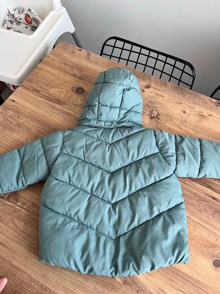 Kapüşonlu Erkek Çocuk Mont - Görsel 4