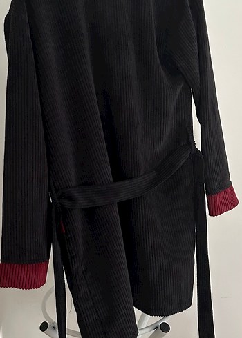 Bordo Detaylı Siyah Kadife sabahlık - Görsel 7