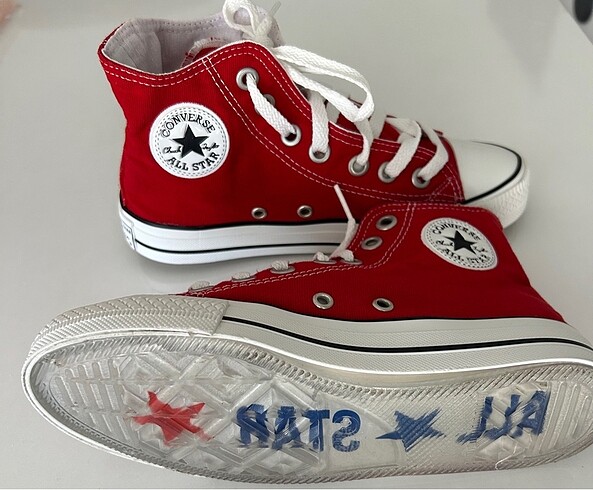 38 Beden kırmızı Renk Converse Chuck Taylor Classic Sneaker